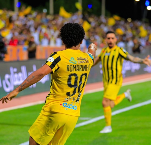 بعد 14 عاما .. الاتحاد بطلا لدوري روشن