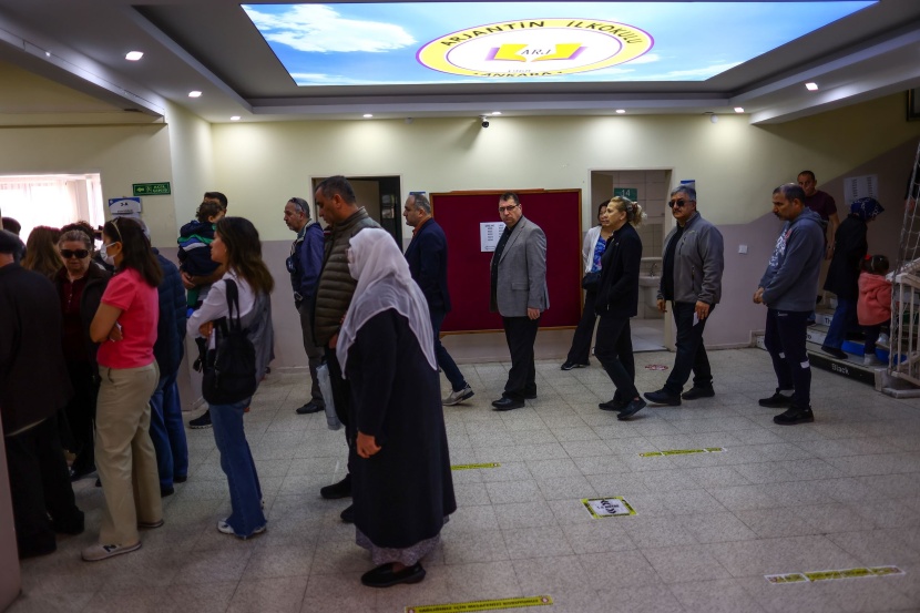 الأتراك يصوتون في جولة الإعادة لانتخابات الرئاسة