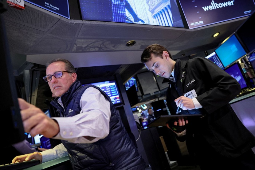 الأسهم الأمريكية تغلق مرتفعة مع ترقب التضخم والفائدة