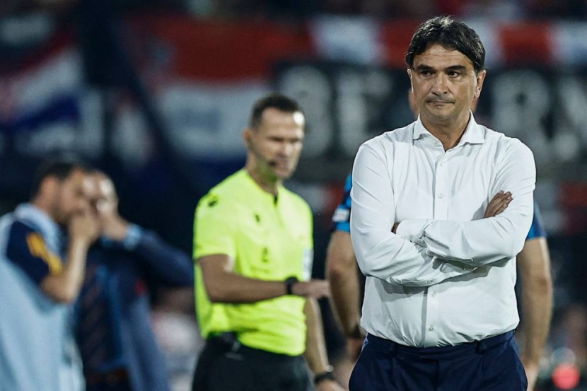 مدرب الهلال يدخل دائرة النصر