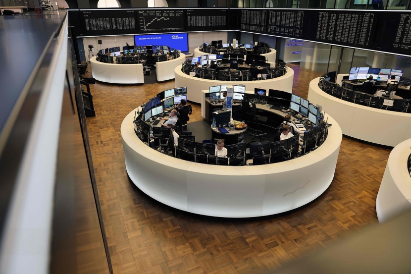 الأسهم الأوروبية تبدأ التداولات على انخفاض وسط مخاوف من رفع أسعار الفائدة