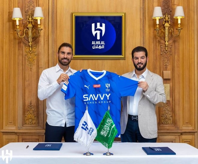  البرتغالي نيفيز هلاليا لمدة 3 سنوات