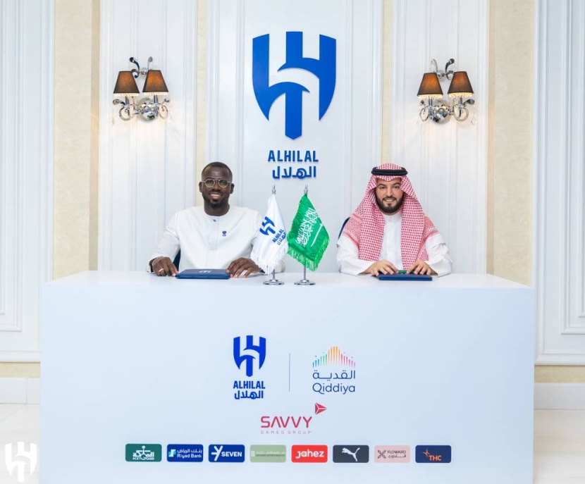 بعد نيفيز .. الهلال يوقع مع كوليبالي