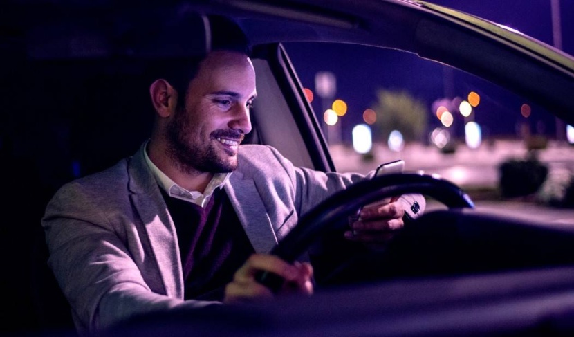 «شات جي.بي.تي» يجري محادثات بين السيارات وسائقيها