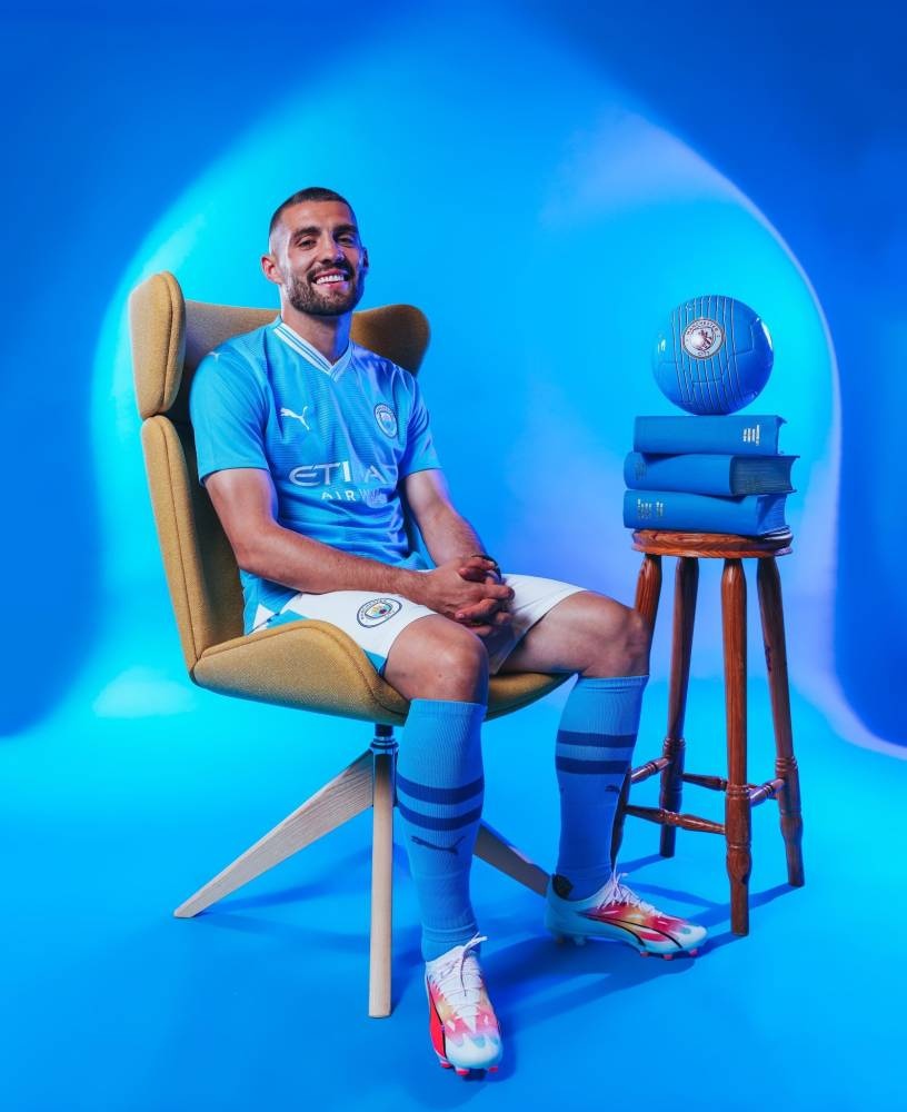 كوفاسيتش .. لاعب متعدد المواهب