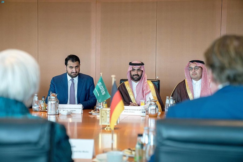 وزير الثقافة يبحث مع نظيره الألماني تبادل الخبرات في مجال المتاحف