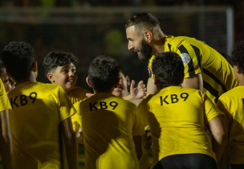 تقديم بنزيما .. نمر في «الجوهرة»