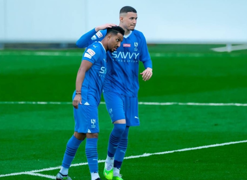 الهلال يمزق شباك فيلدين