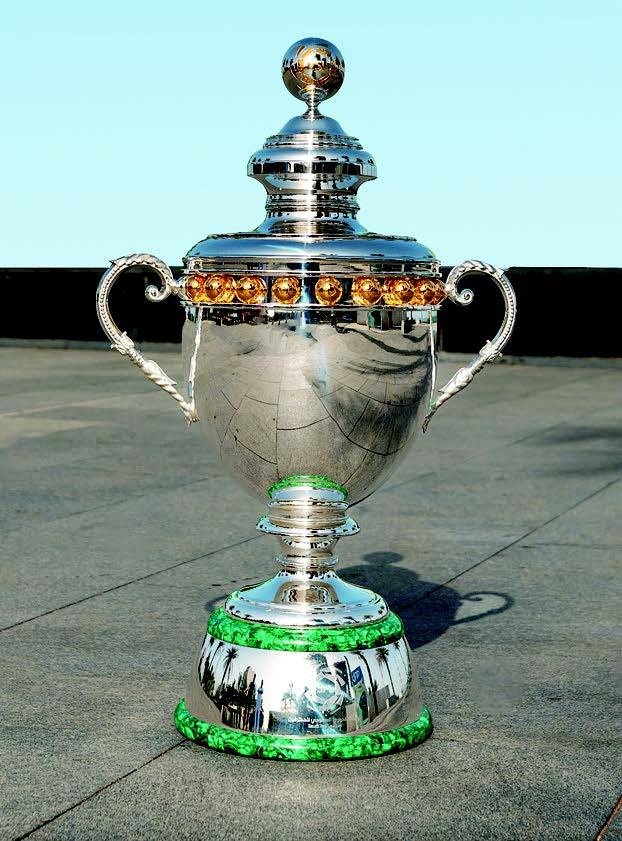 «روشن» .. 53 صفقة و6 مدربين