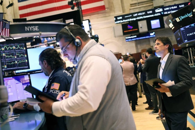 صعود عوائد السندات الأمريكية يضغط على «وول ستريت» مع تأثر شركات التكنولوجيا العملاقة