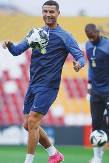 الهلال والنصر .. قمة المتعة