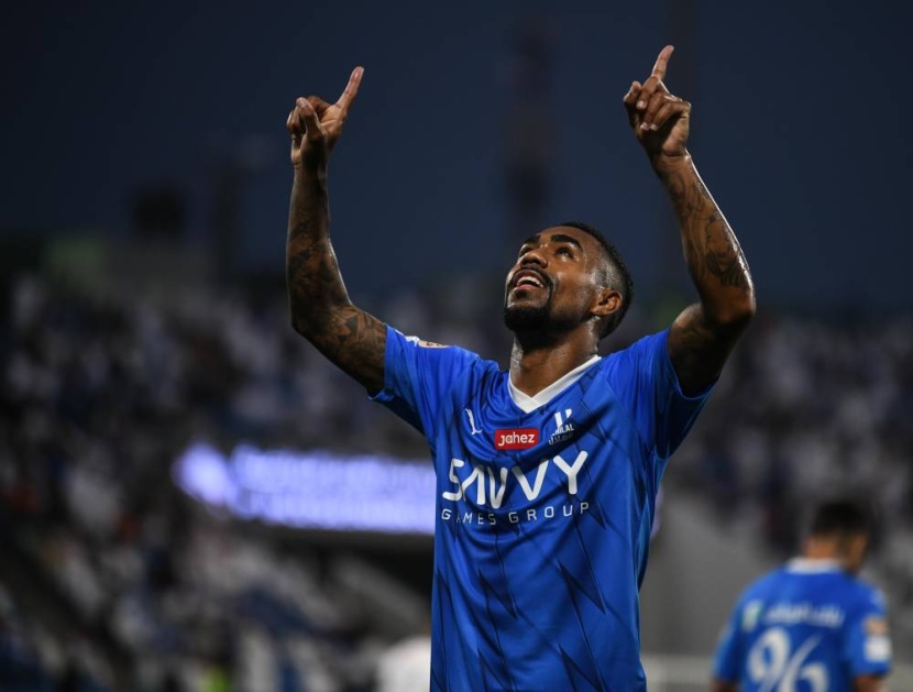 الهلال والاتحاد .. الافتتاح بـ 6