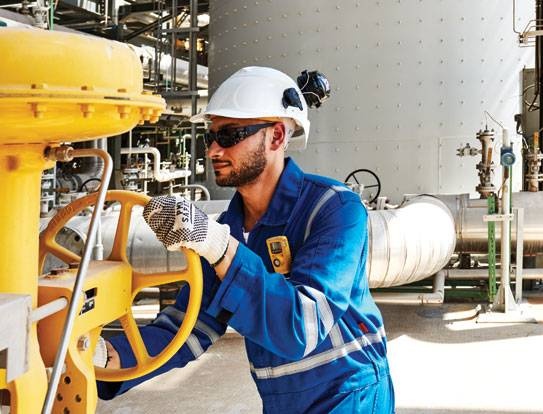 «أدنوك» توقع اتفاقية لتوريد الغاز إلى «جابكس» اليابانية لمدة 5 أعوام