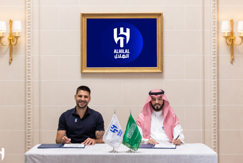 رسميا .. الهلال يضم الصربي ميتروفيتش 