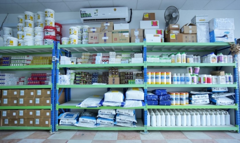 الصيدليات البيطرية .. عائداتها من مهرجان الهجن 70 %