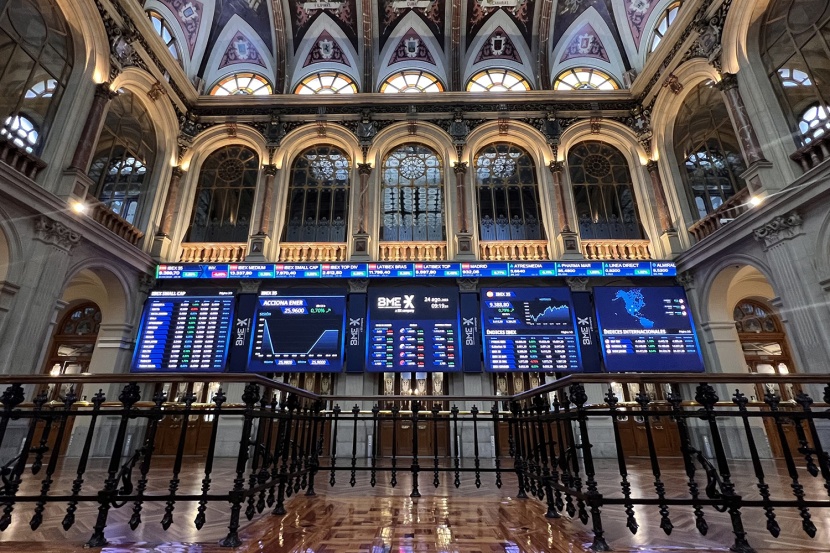 الأسهم الأوروبية ترتفع بدفعة من أسهم الرقائق