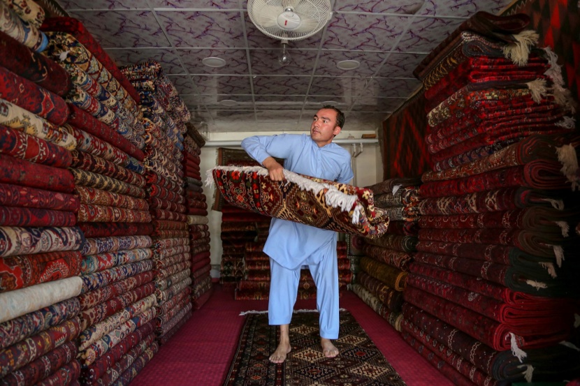 تجارة السجاد تعاود الازدهار في أفغانستان
