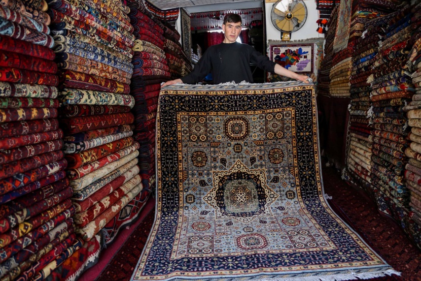 تجارة السجاد تعاود الازدهار في أفغانستان