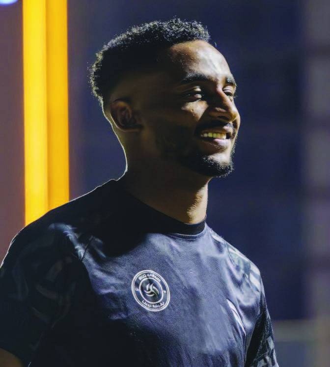 سباق متعب .. الأهلي والنصر يتنافسان