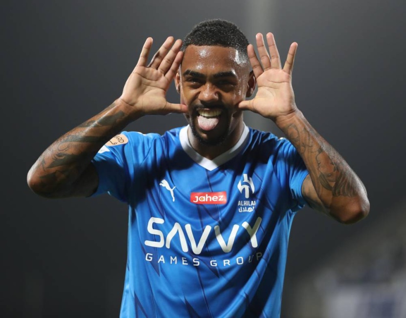 الاتحاد .. 10 دقائق تكسر الصمود