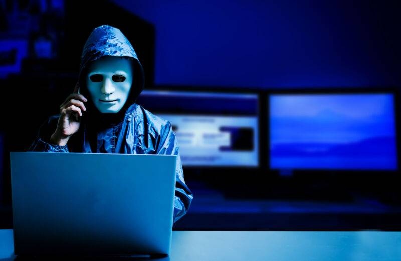 التزييف الصوتي العميق .. توليد أصوات مطابقة للحقيقية