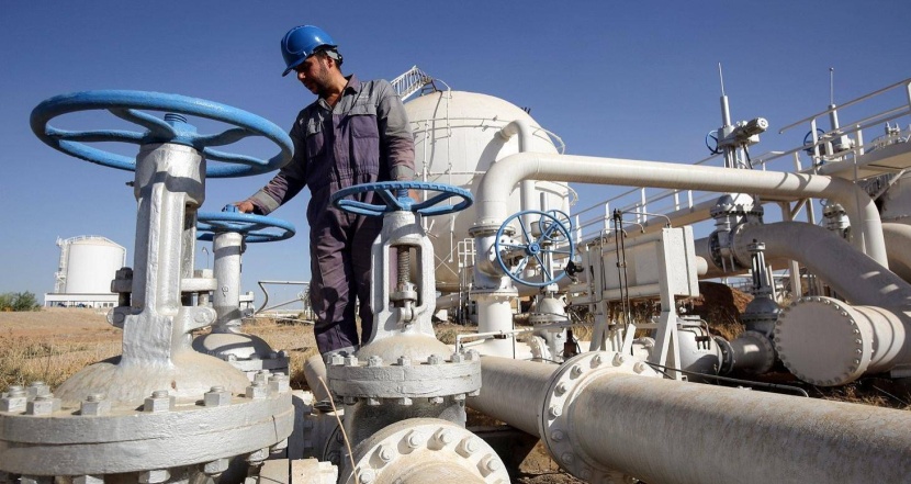 أساسيات السوق النفطية تحدد المستوى السعري .. برنت مستقر فوق 90 دولارا