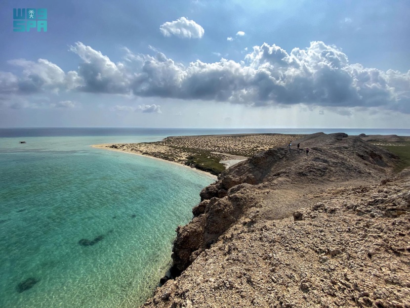 جزر الليث.. عقد لؤلؤ متناثر من الكنوز الطبيعية الفاخرة في عمق البحر الأحمر