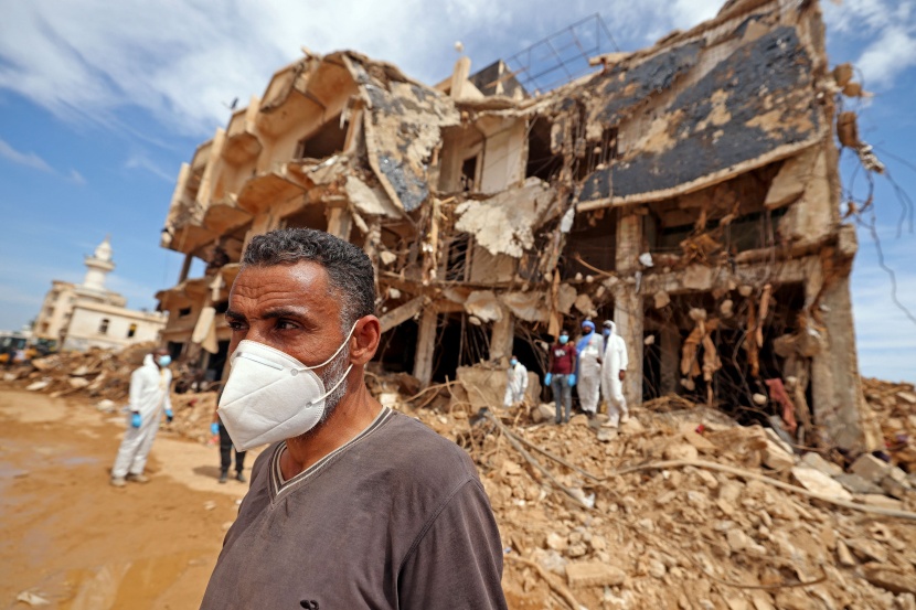 في درنة المنكوبة .. سكان تحت الصدمة يروون اللحظات الأولى للكارثة 