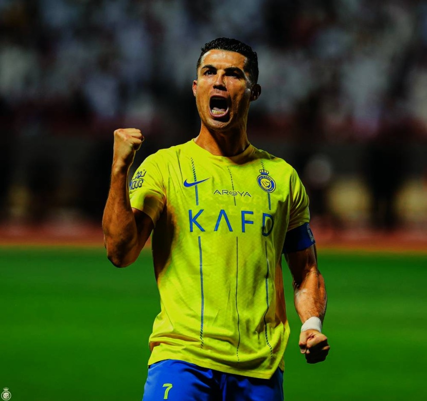 رونالدو يبتعد إلى الـ 10