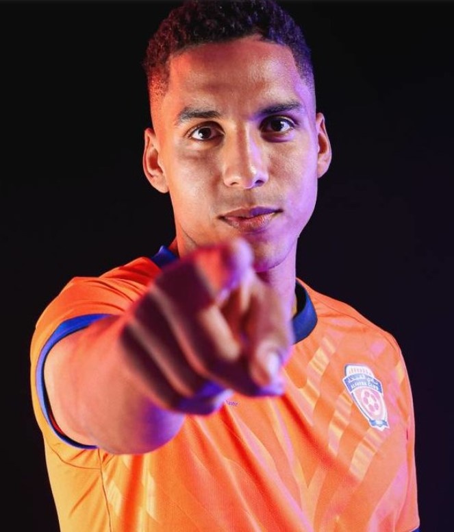 صفقات اليوم الأخير .. رتق الثقوب