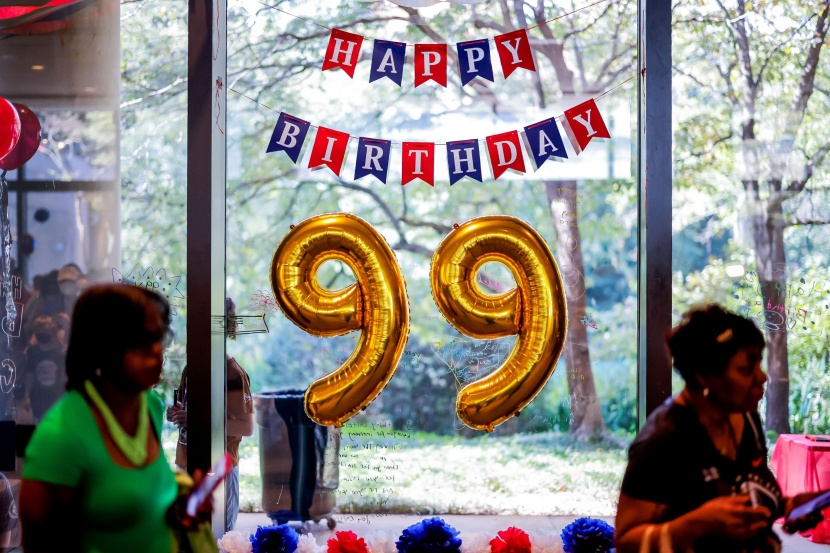 جيمي كارتر .. الرئيس الـ 39 للولايات المتحدة يتم عامه الـ 99