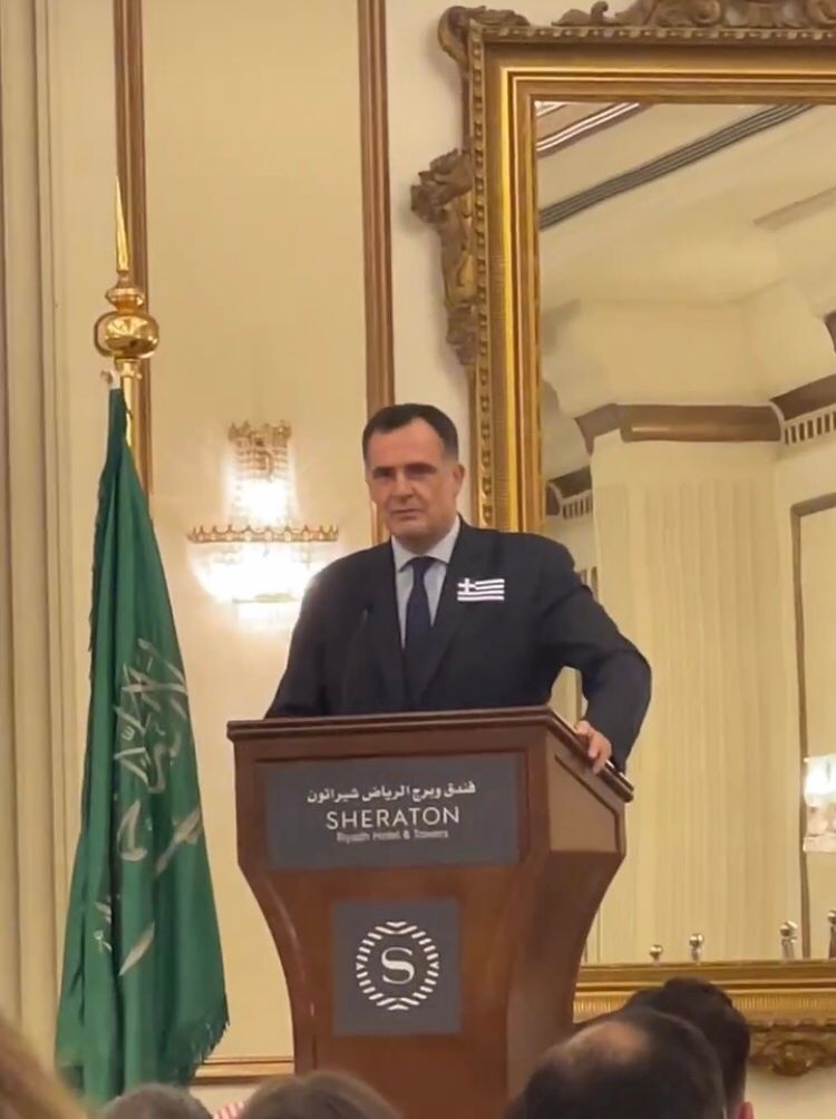 الاتحاد الأوروبي يحتفل  بليلة  اللغات في الرياض