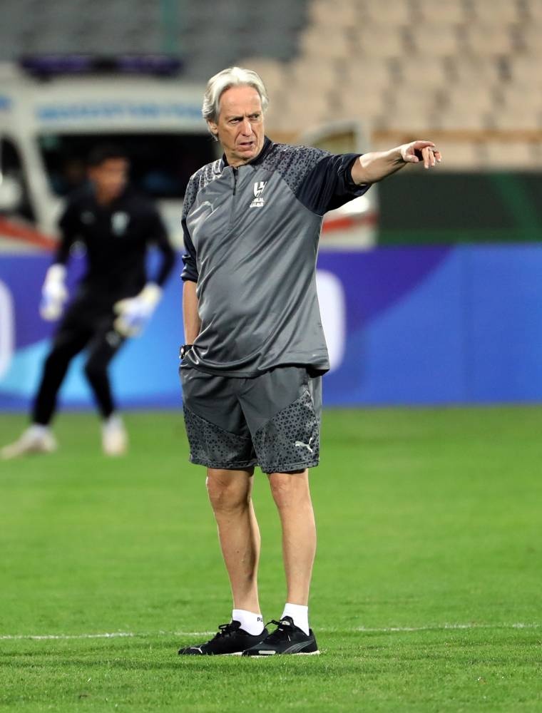 جيسوس: تاريخ الهلال عظيم