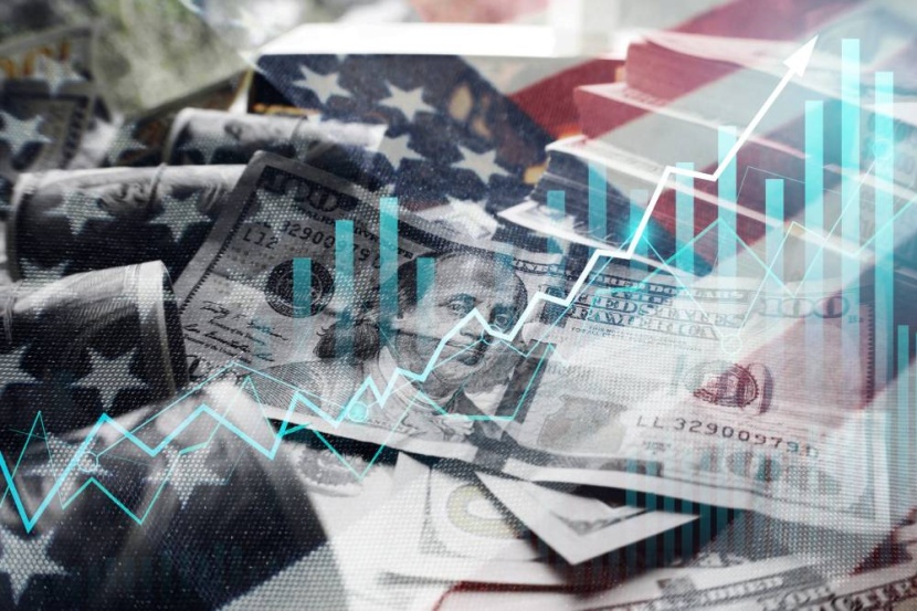 الاقتصاد الأمريكي يتحدى الجاذبية .. من أين تنبع مرونته؟