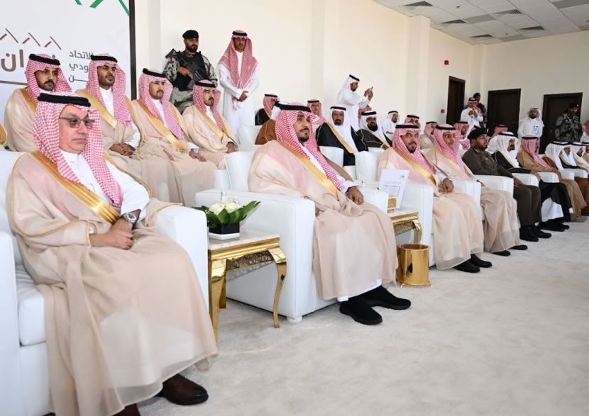 تركي بن هذلول يتوج أبطال كأس الاتحاد السعودي للهجن 