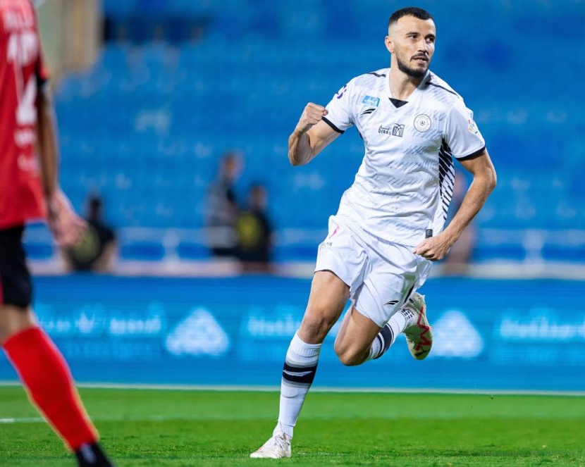 التعاون .. يتصدر