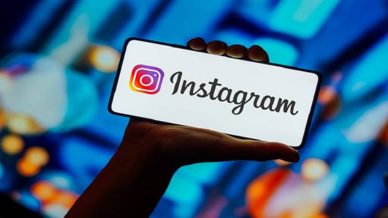 مستخدمو «إنستجرام» يحذرون بعضهم من خاصية الأصدقاء المقربين