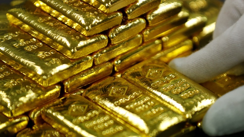 الذهب يرتفع مع استمرار تراجع الدولار