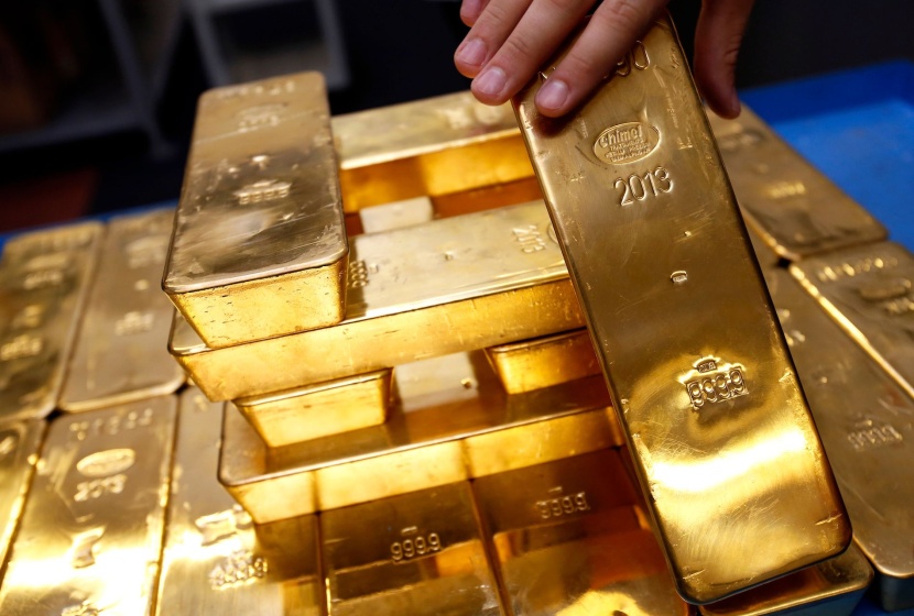 الذهب عند أعلى مستوى في 6 أشهر مع تراجع الدولار