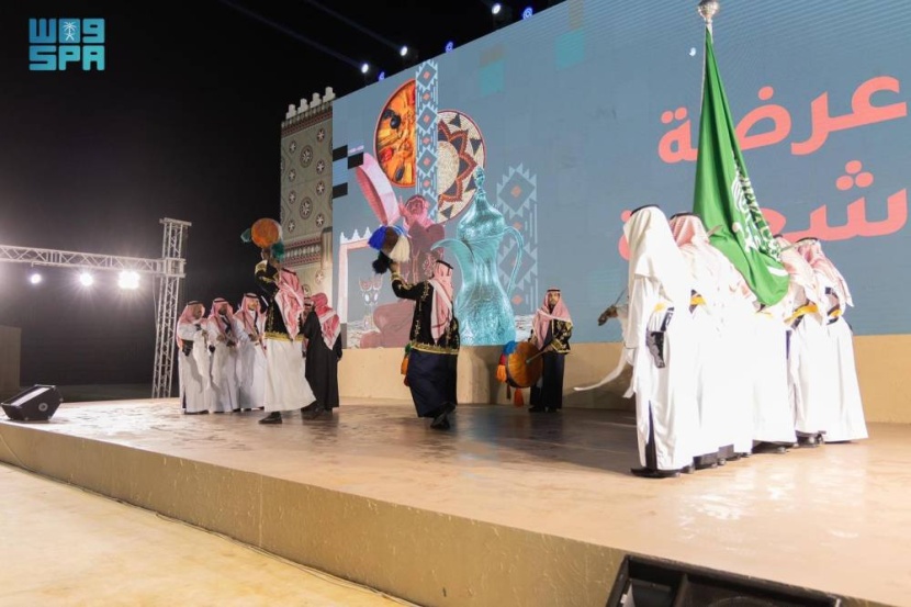 العرضة السعودية والفن التشكيلي يشهدان تفاعل زوار مهرجان محمية الملك سلمان