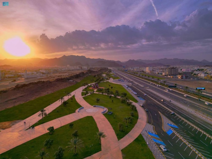 حدائق حائل .. بيئة سياحية جاذبة للزوار