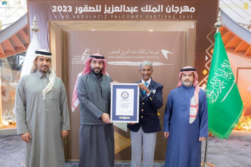 مهرجان الملك عبدالعزيز للصقور يسجل رقما قياسيا في«جينيس»