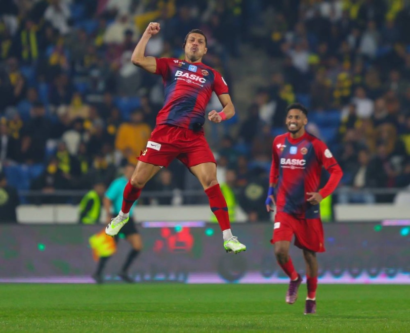 الاتحاد .. صدمة ضمك قبل المونديال