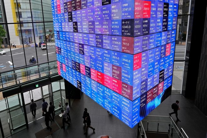 تراجع الأسواق الآسيوية وسط قلق المتداولين بشأن توقعات خفض الفائدة