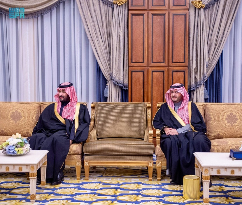 خادم الحرمين الشريفين يستقبل أمير الكويت