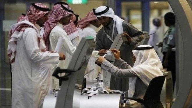 إلزام المنشآت التي يعمل فيها 50 عاملا فأكثر بالتدريب التعاوني للطلاب وتأهيلهم لسوق العمل