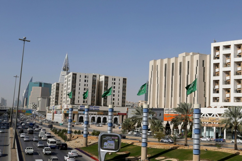42 % من مصروفات الميزانية السعودية لعام 2023 رواتب لموظفي القطاع العام