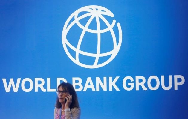 البنك الدولي يحذر من ارتفاع تكاليف الاقتراض التي تحدث طفرة في حاجة الدول النامية إلى تحفيز النمو المتباطئ