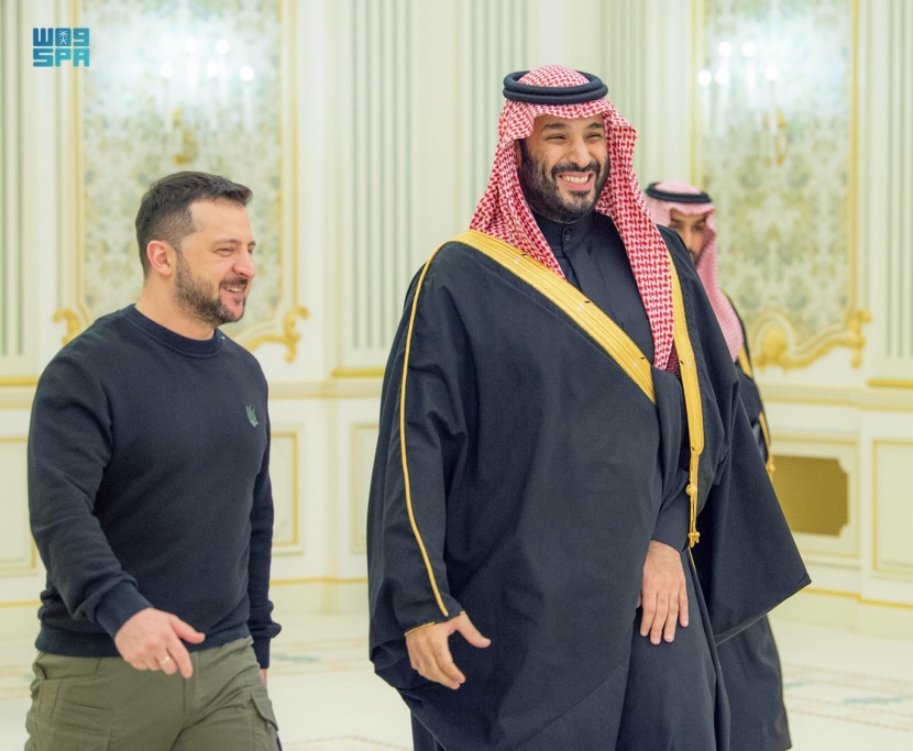 ولي العهد يؤكد للرئيس الأوكراني دعم السعودية لحل الأزمة "الأوكرانية - الروسية" والوصول إلى السلام