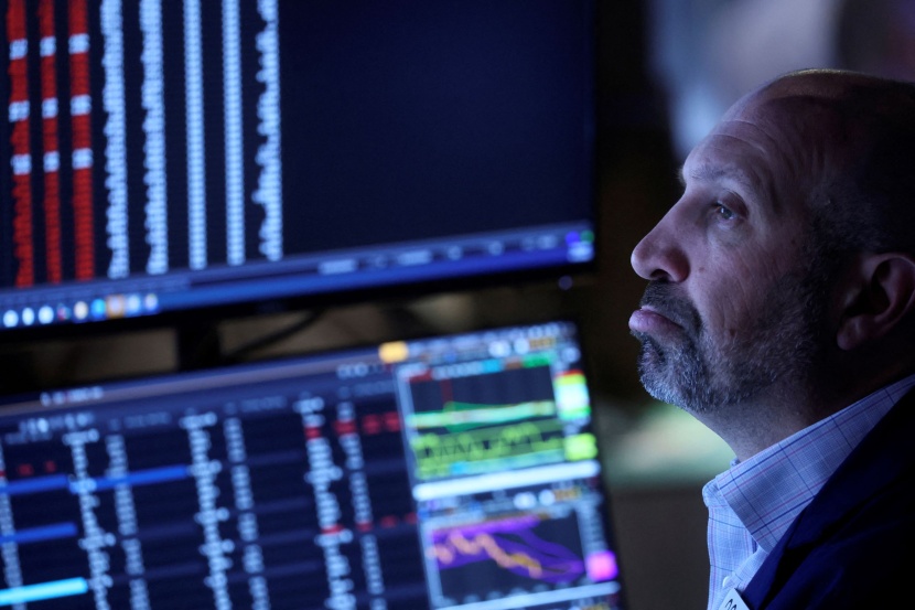 أداء باهت لوول ستريت عند بداية التعاملات